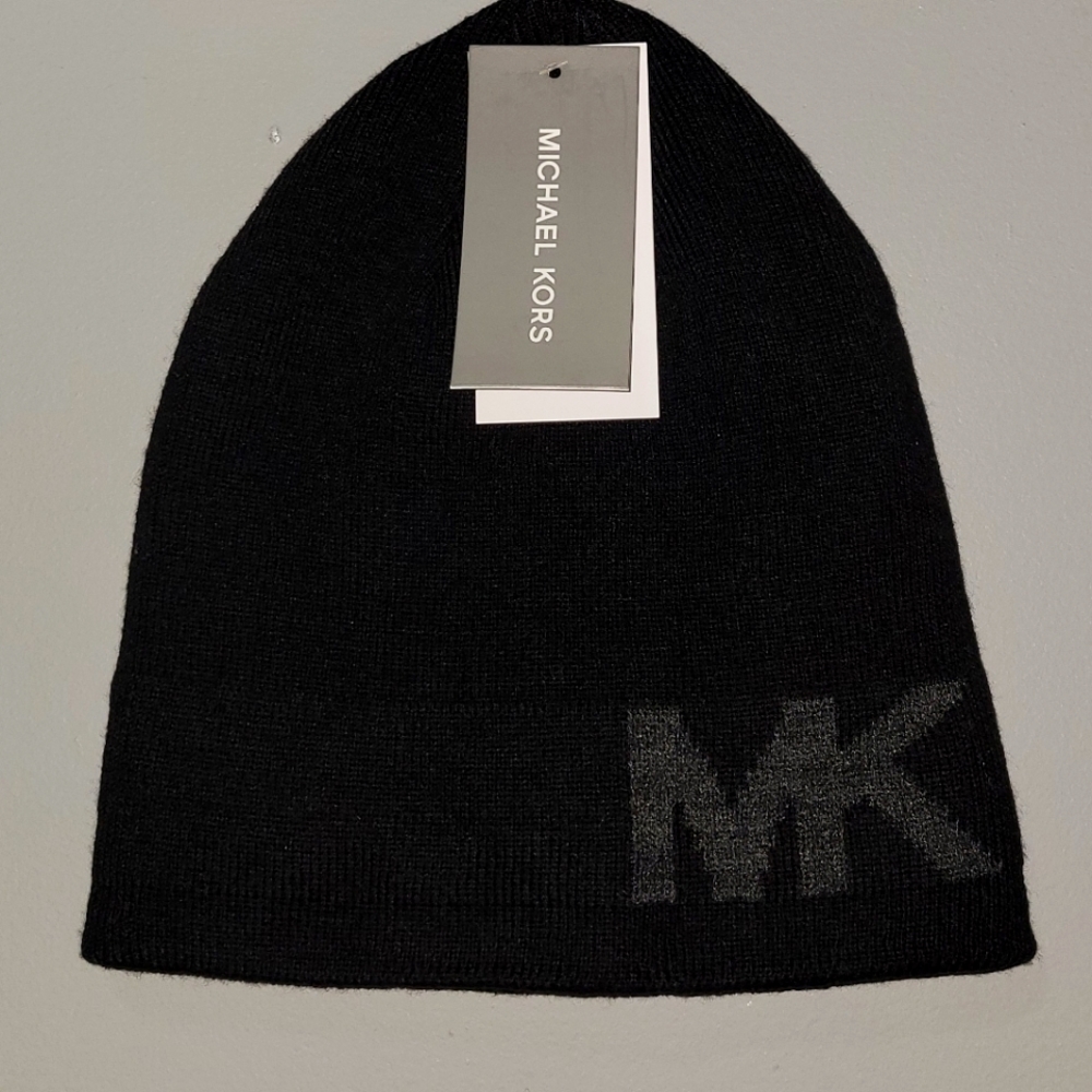 Michael kors hat